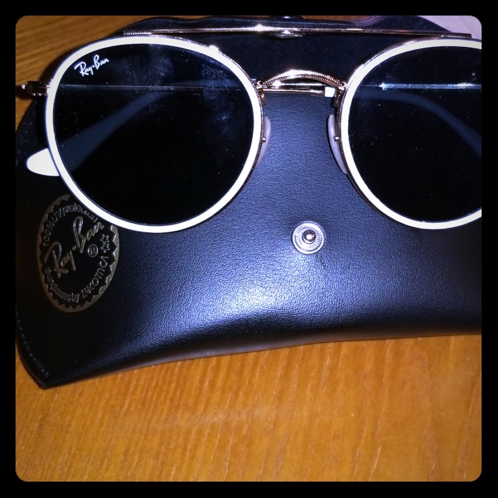 NEVER USED RAYBANS
